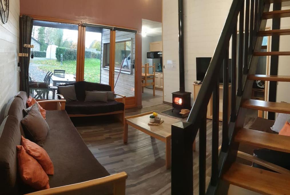 Gite N° 20, En Pleine Nature, Frontalier Signy-le-Petit Eksteriør billede